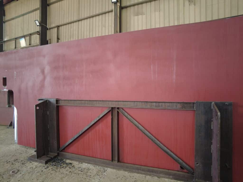 Prensa plegadora de 600 t