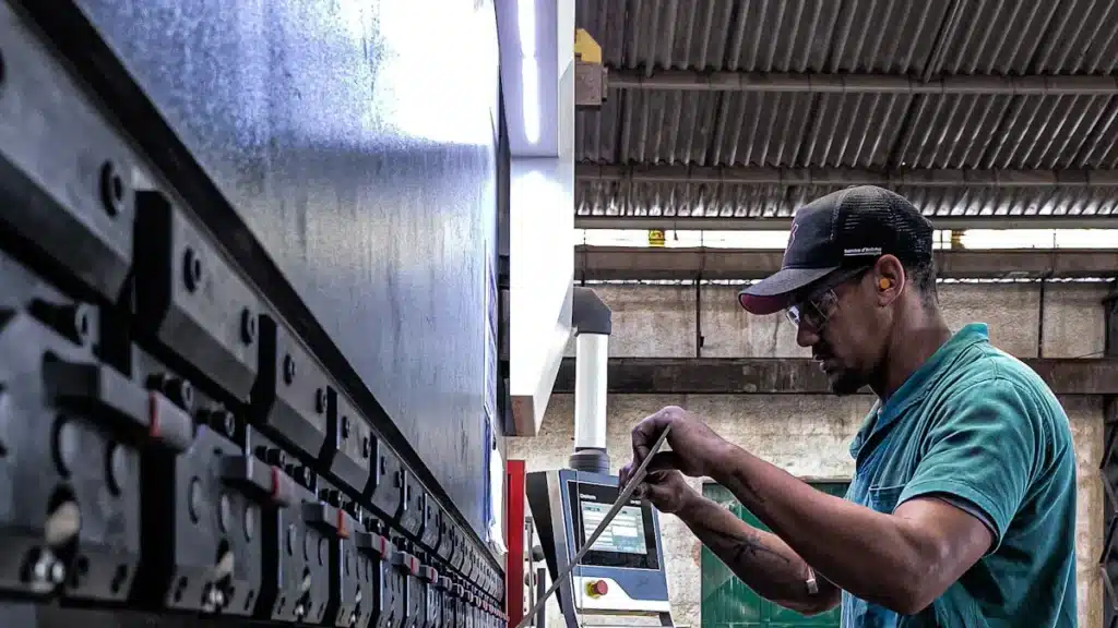 Press brake machine